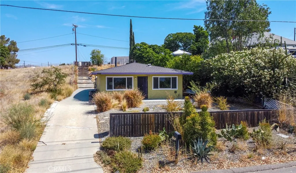 1005 W Sumner — photo