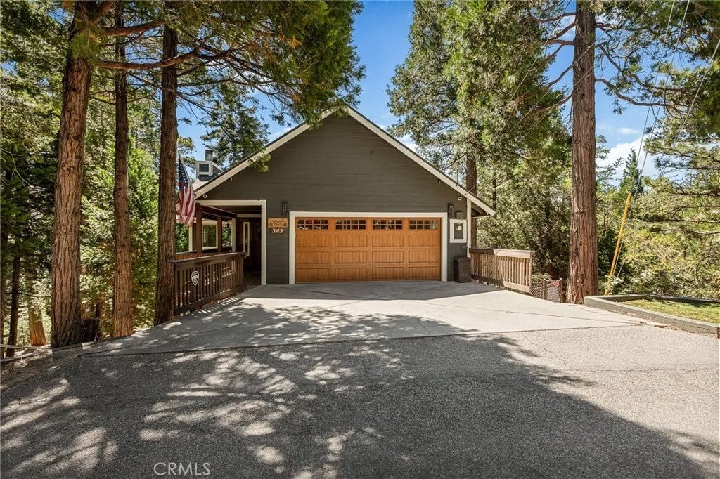 345 Summit Road — photo