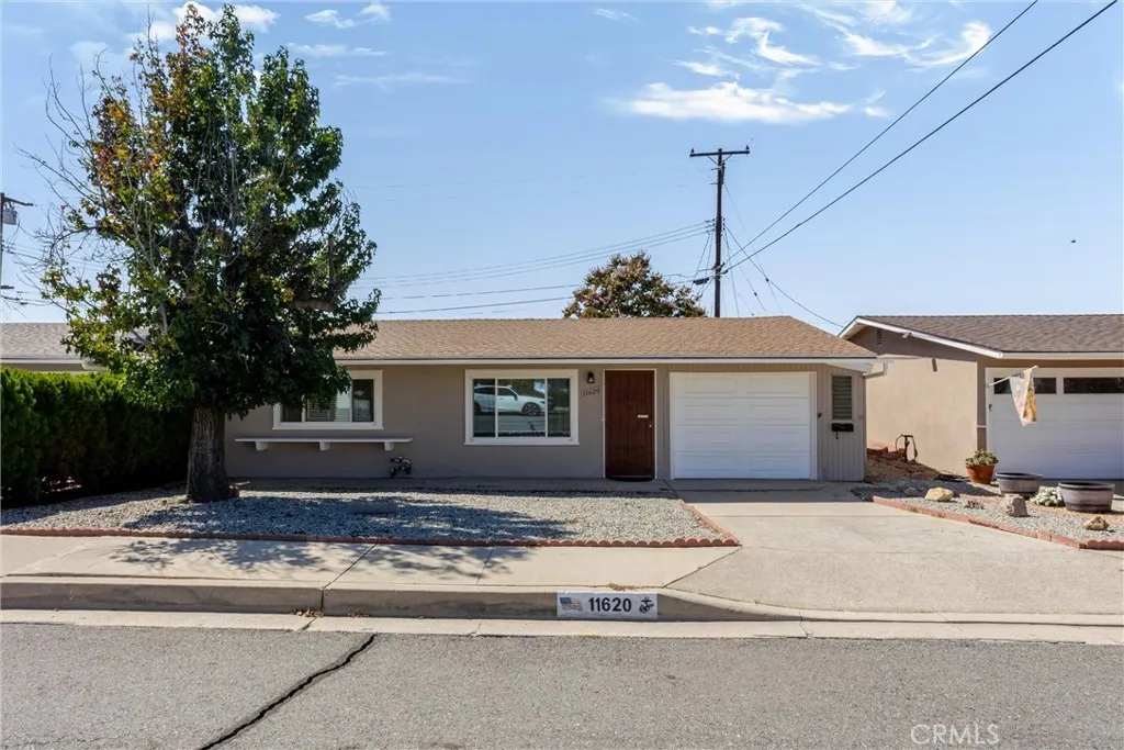 11620 Calvin Street — photo