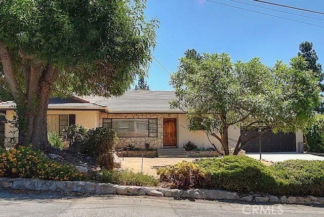 4808 El Sereno — photo
