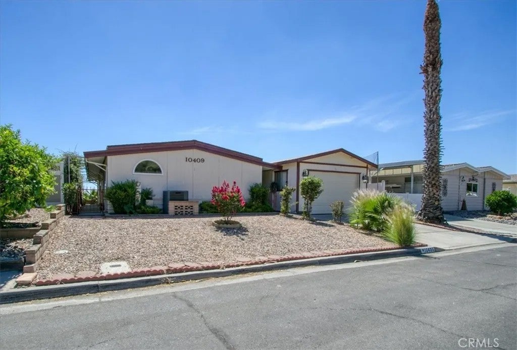 10409 Chisholm — photo
