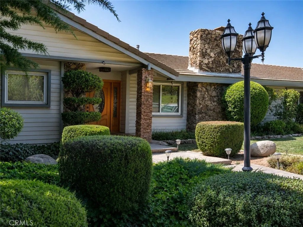 36268 Highland Ave — photo