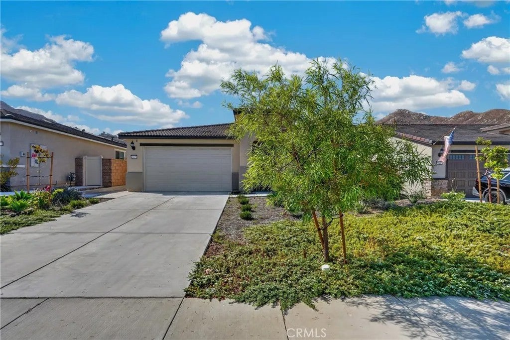 21417 Nicholas Drive — photo