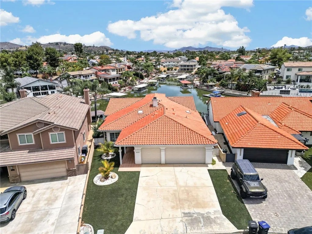 30579 Seahorse Circle — photo