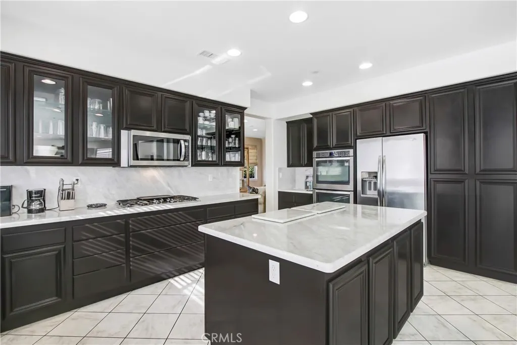 18125 Friendly Lane, Riverside, CA 92508 — photo 2
