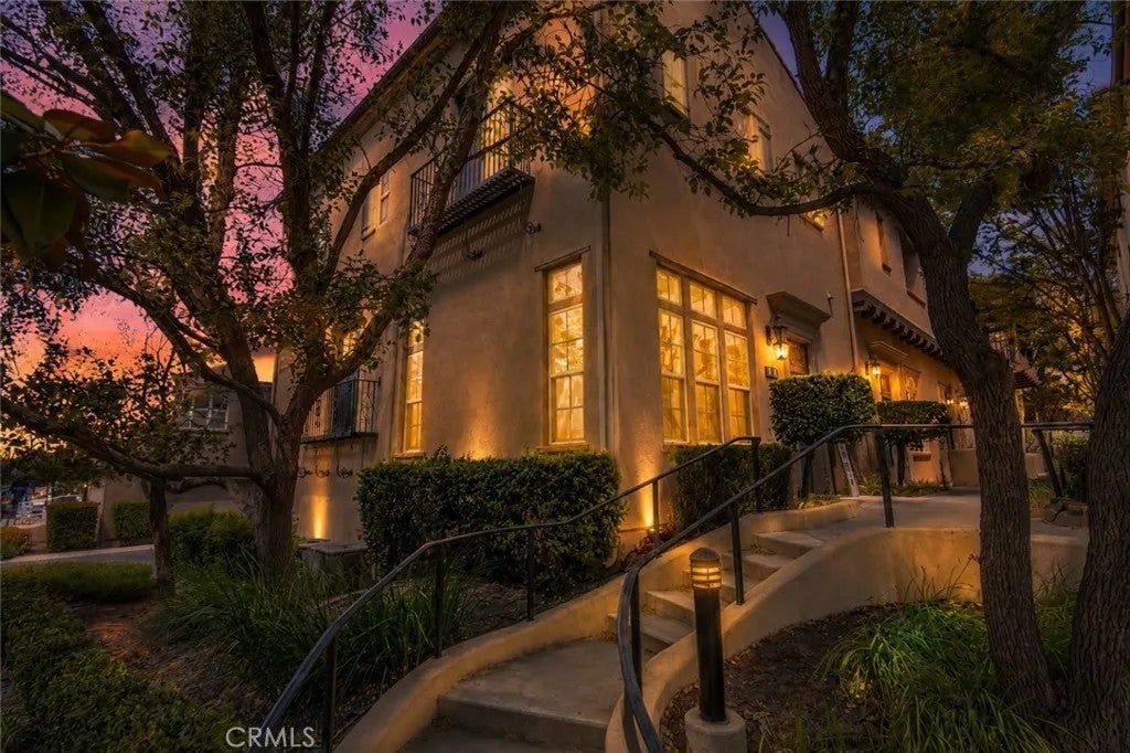 4453 Owens 101 — photo