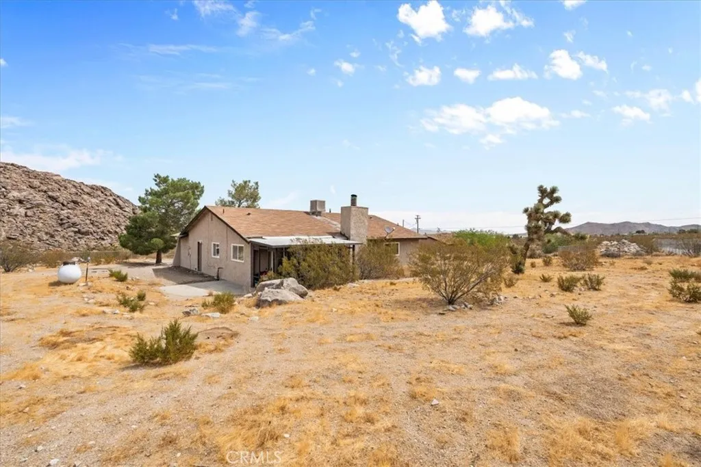32257 Zircon Road — photo