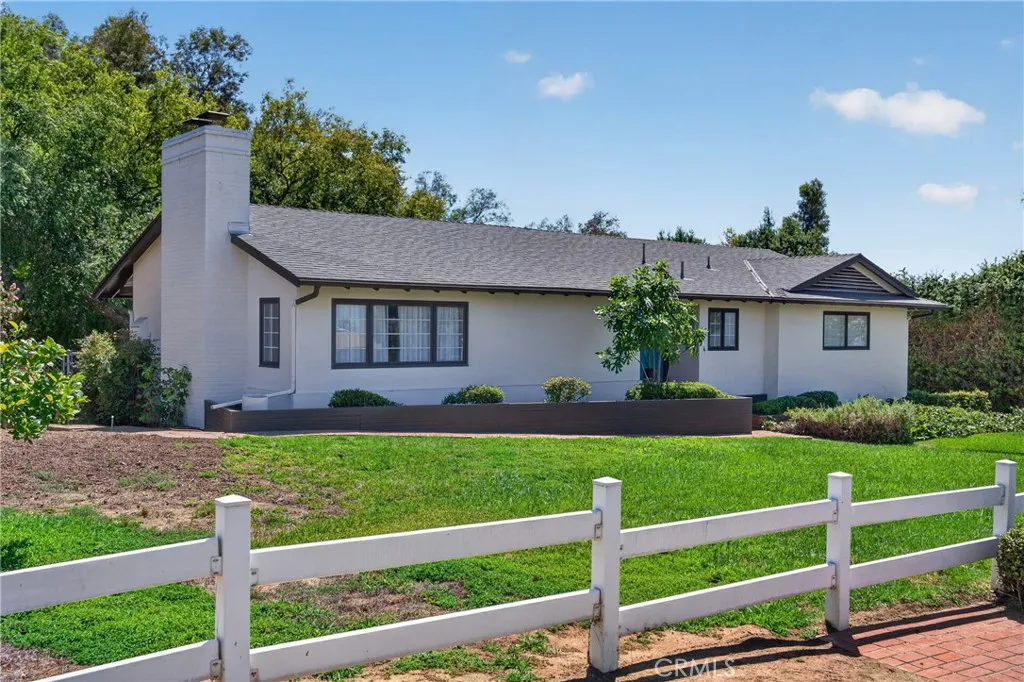 636 E Mariposa, Redlands, CA 92373 — photo 3