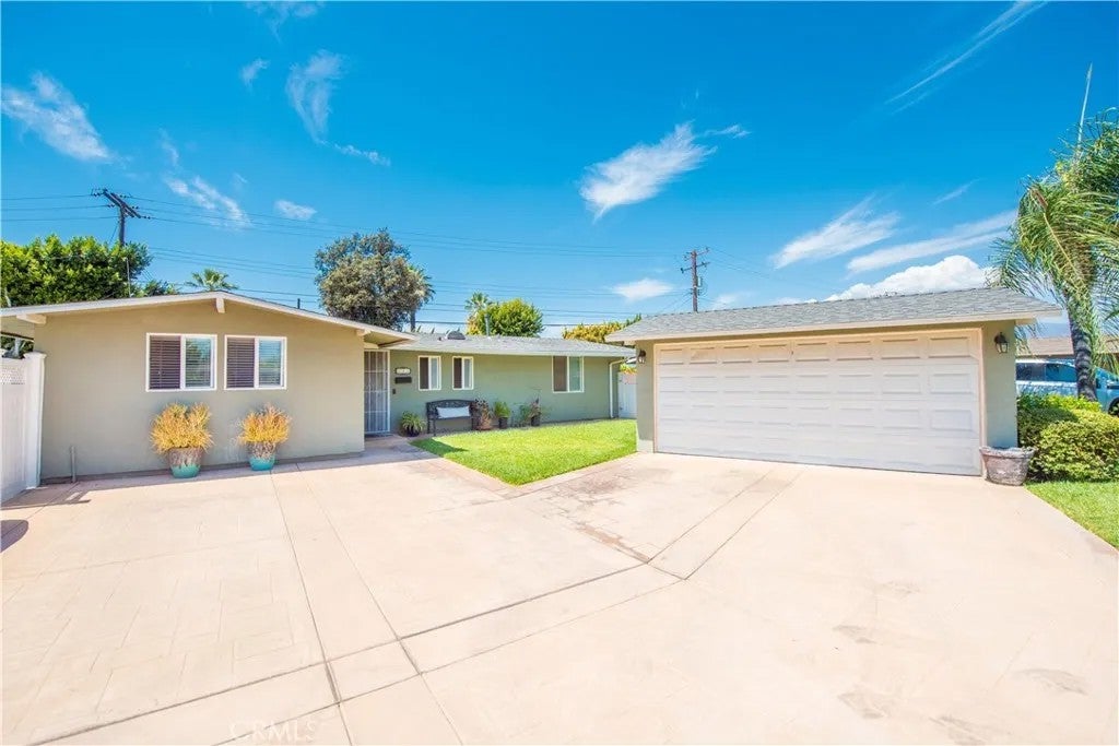 243 S Gardenglen — photo