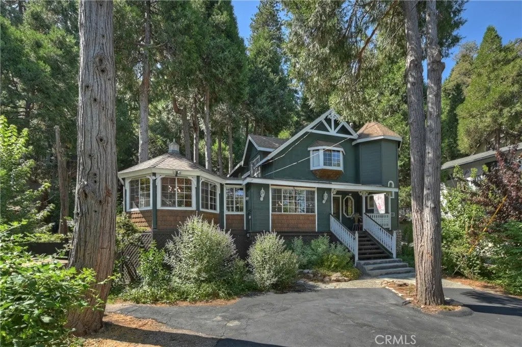 23280 Brookside Road — photo