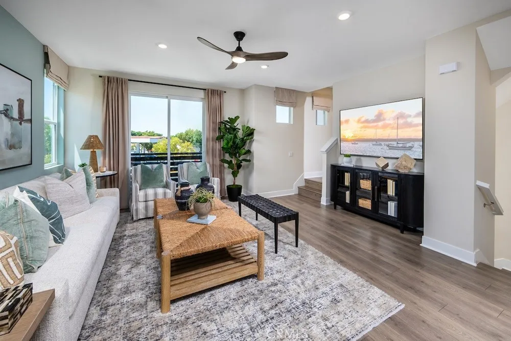 1054 E Overlook Drive, Orange, CA 92867 — photo 3