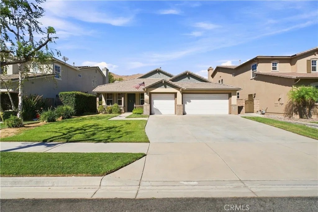 33516 Lansford Street — photo