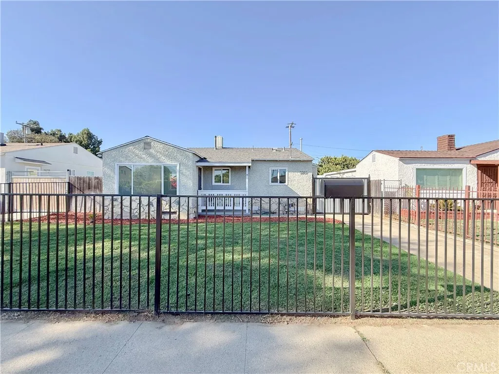 2207 W 132nd, Compton, CA 90059 — photo 2