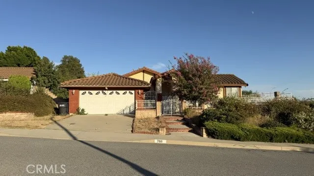 768 Calaveras Drive — photo