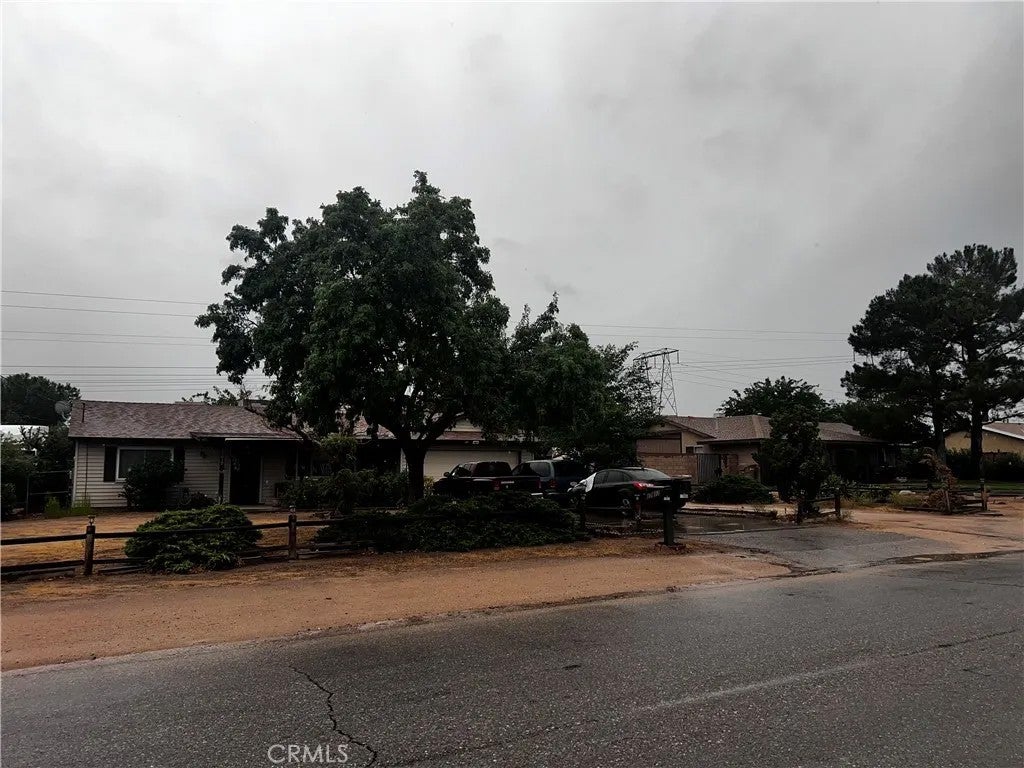 17817 Redding — photo