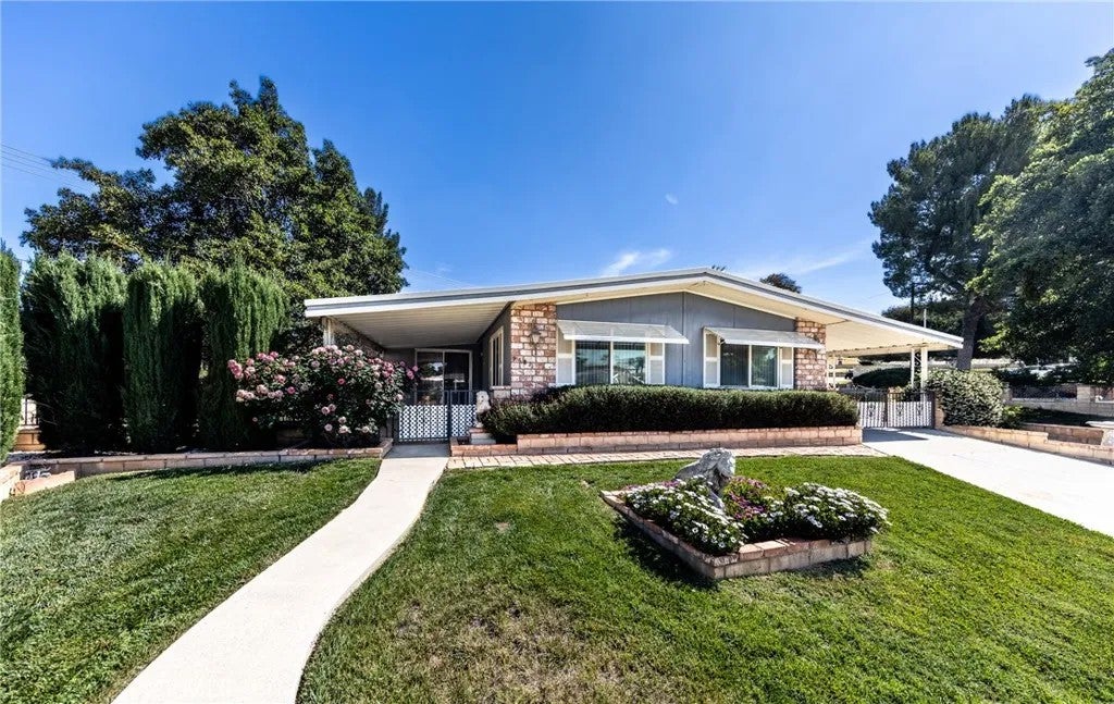 9401 Sharondale — photo