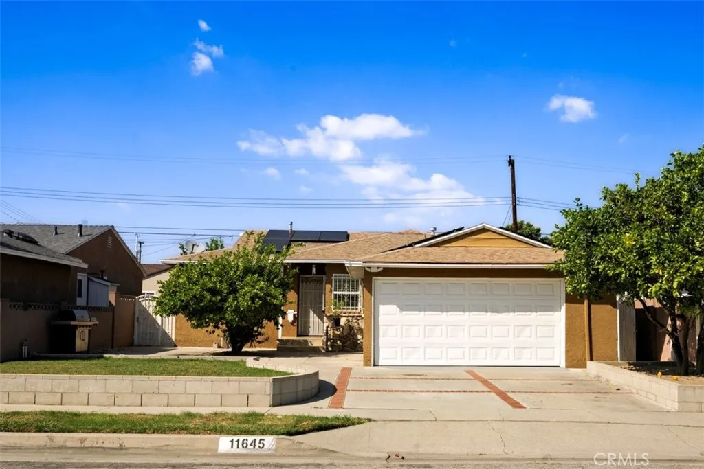 11645 Faculty Dr — photo