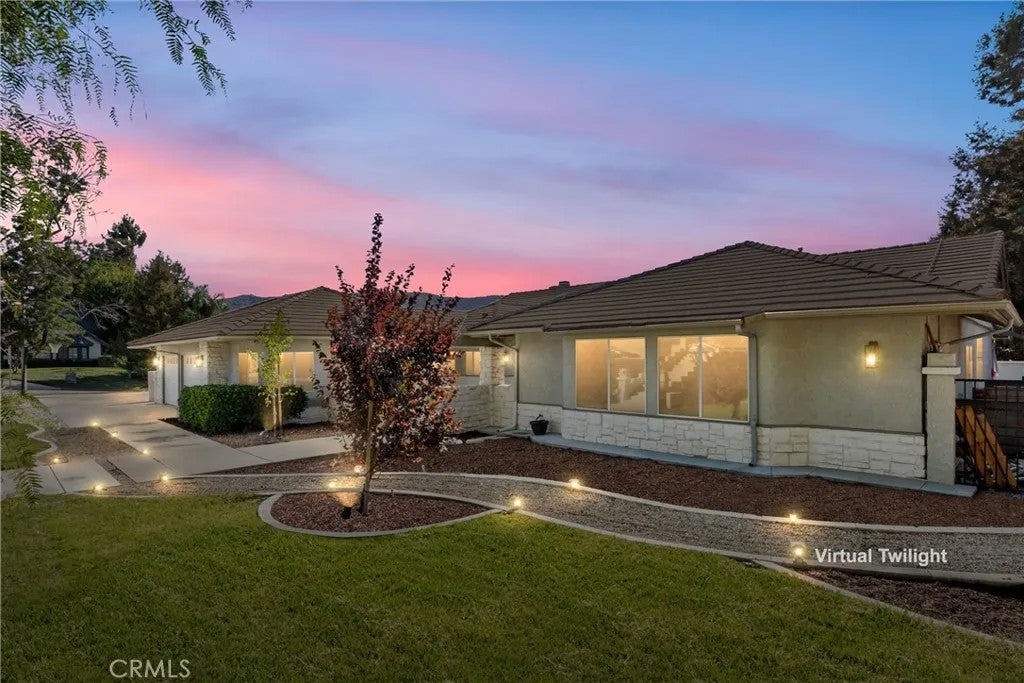 13582 Oak Hill Court — photo