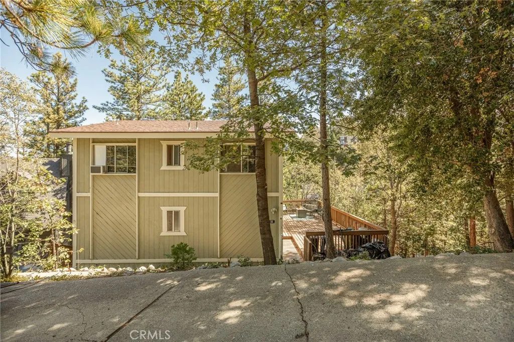 1214 Aleutian — photo