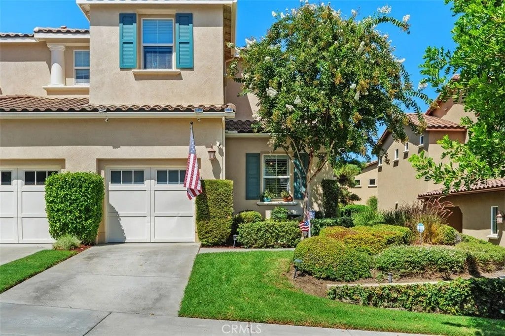 8738 Cuyamaca — photo