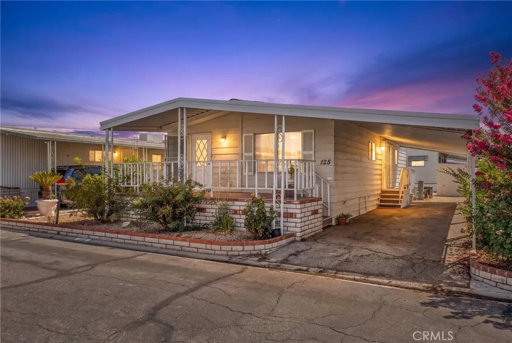 2205 W Acacia Ave Unit 125 — photo