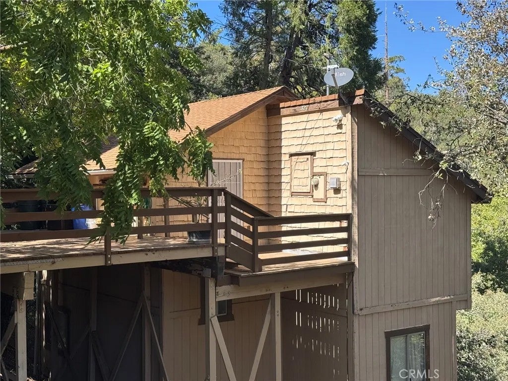 327 E Zermatt Drive — photo