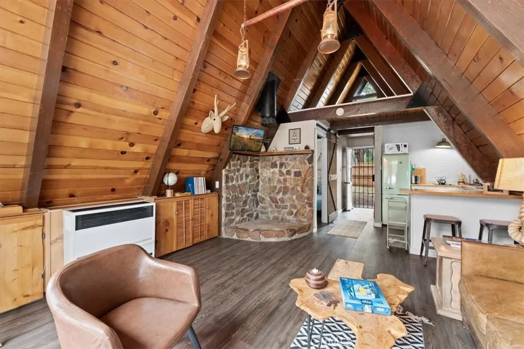 108 Pine, Sugarloaf, CA 92386 — photo 3