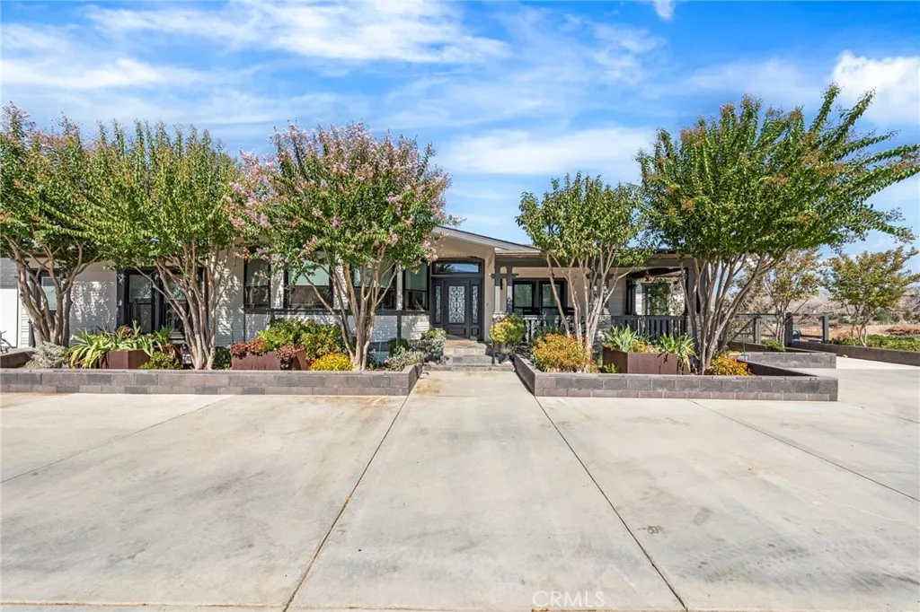 8411 Reche Canyon — photo