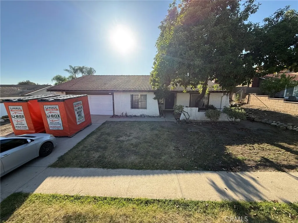 1541 Shamrock — photo