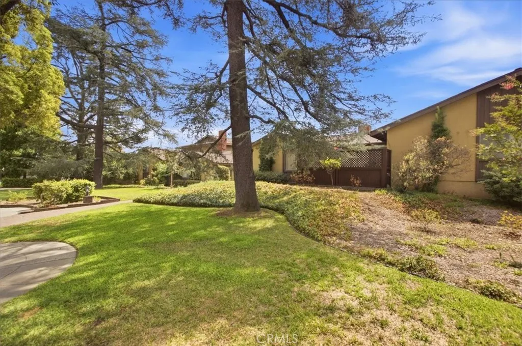750 Arcadia Avenue Unit 10 — photo