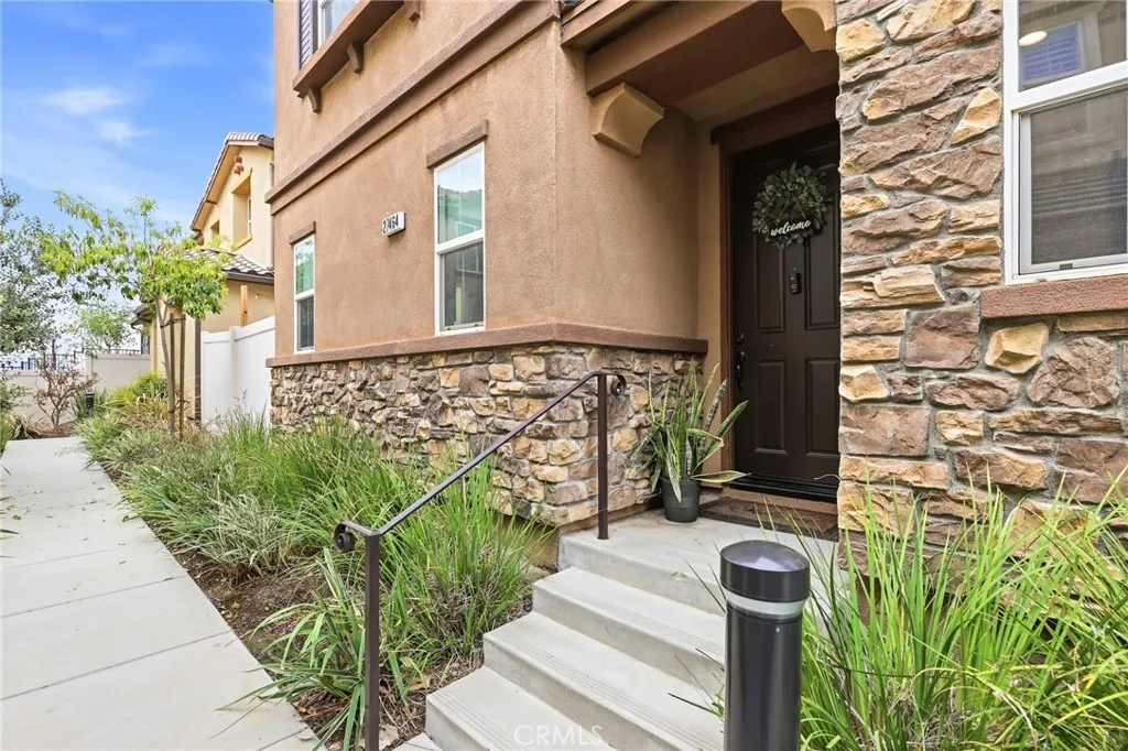 27464 Honeydew Court — photo