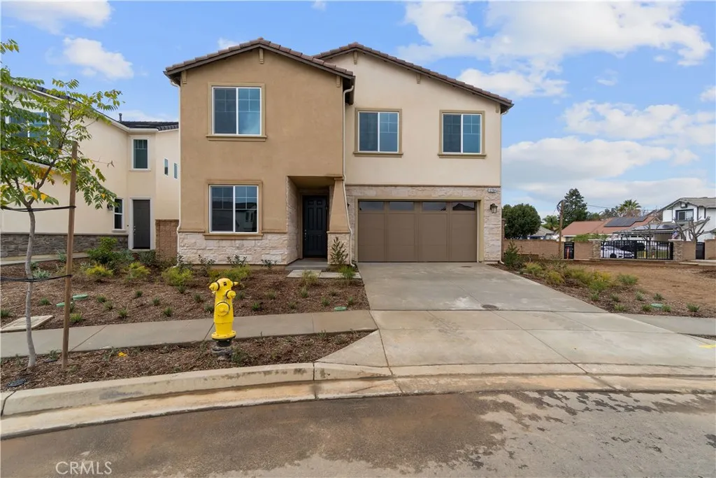 34233 William Way — photo