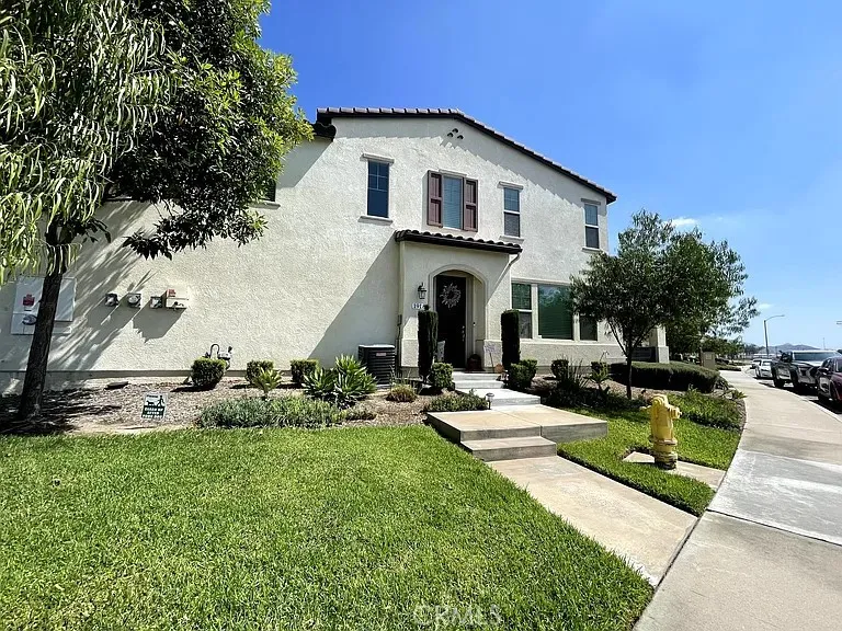 1918 1918 Ray Abril Jr Lane — photo