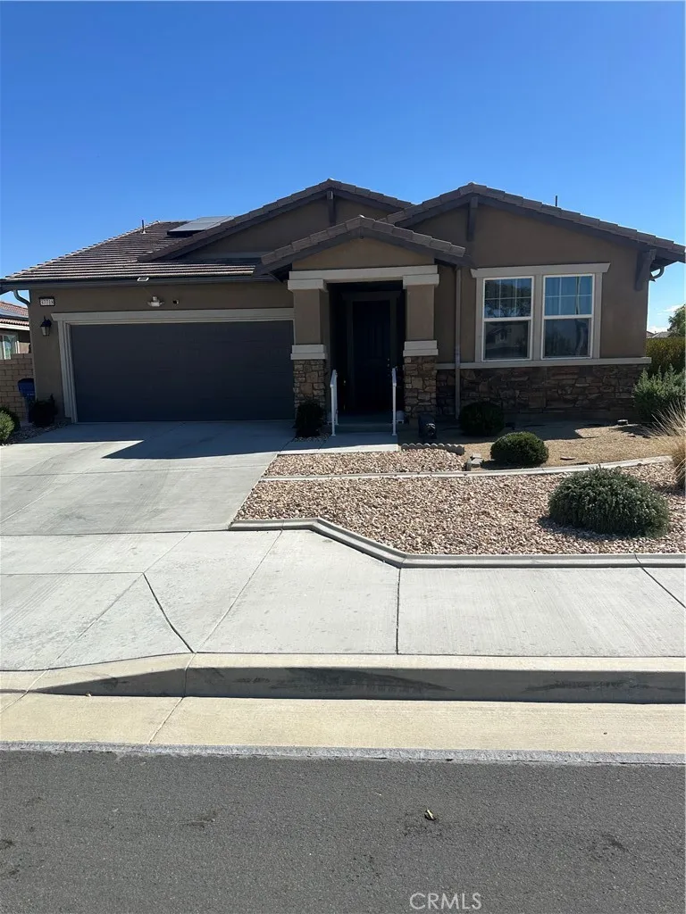 37718 Phelan — photo