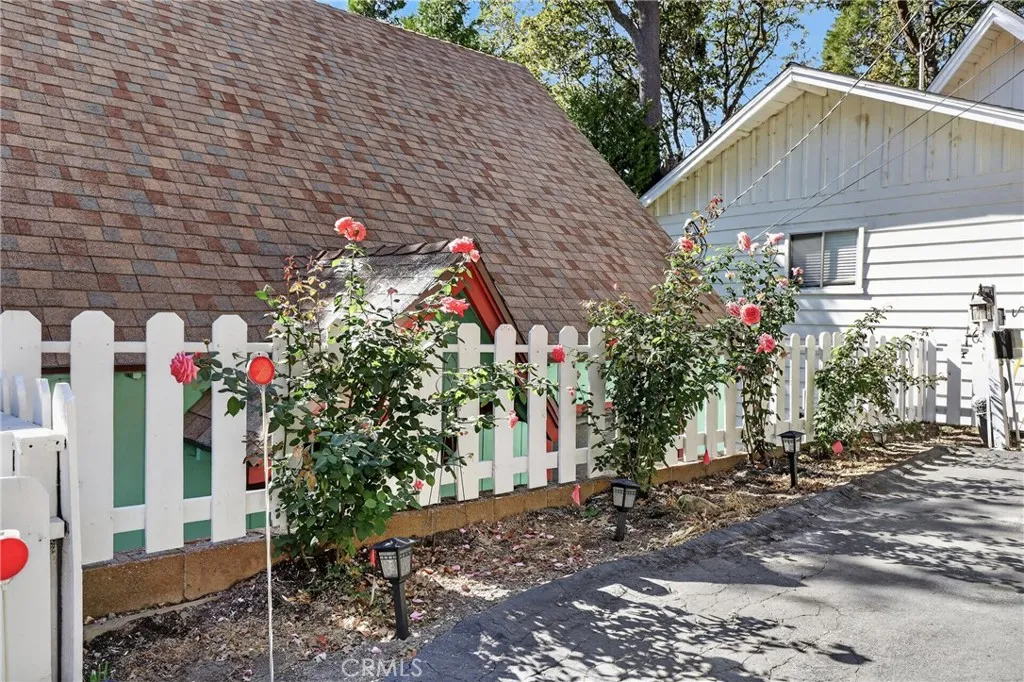 232 Sunset, Lake Arrowhead, CA 92352 — photo 3