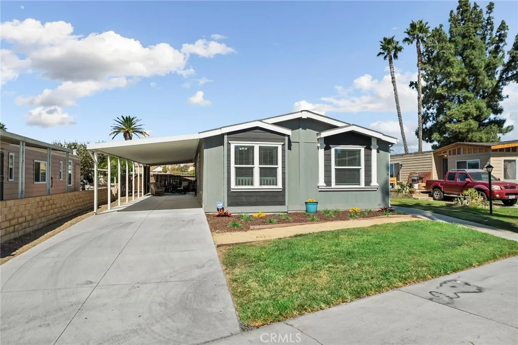 5800 Hamner Unit 576 — photo