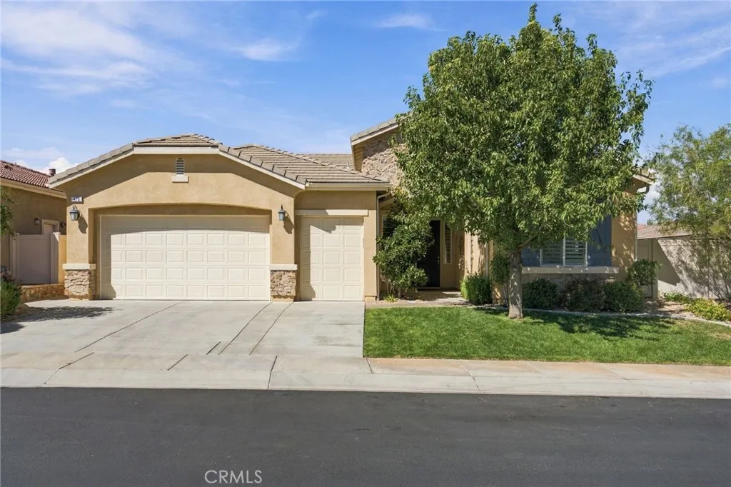 475 Whitney Peak — photo