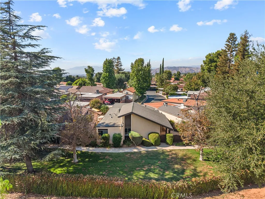36202 Gingertree, Yucaipa, CA 92399 — photo 2