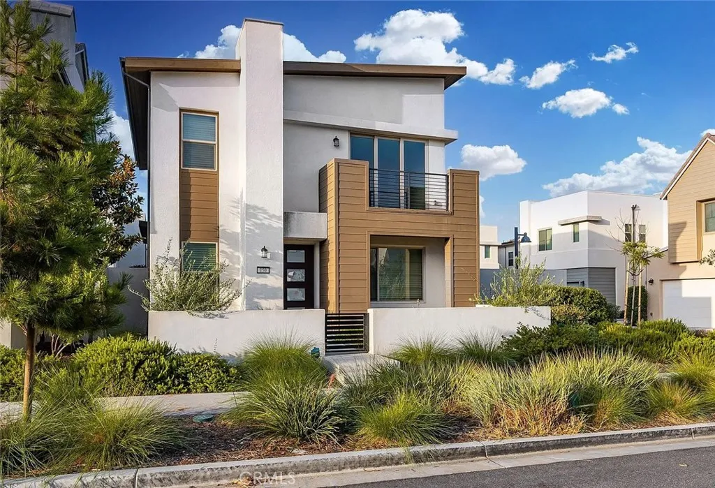 150 Scale, Irvine, CA 92618 — photo 2