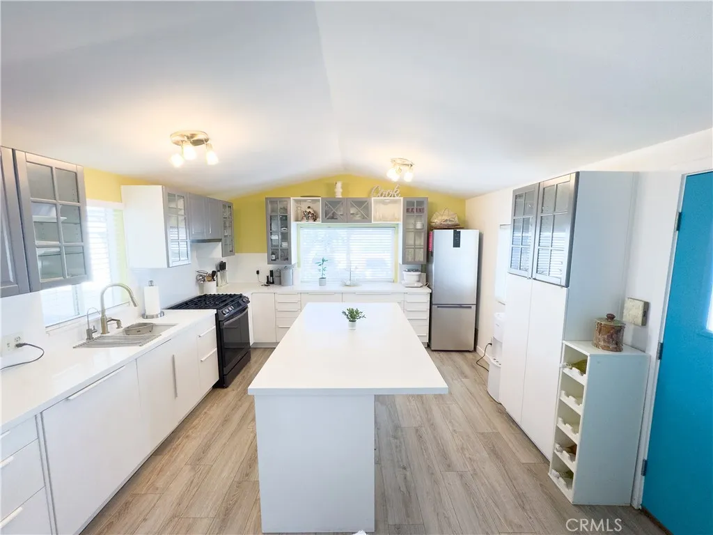 17640 Corkill Unit 50 — photo