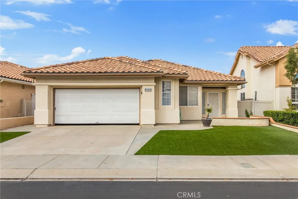 1619 Fairway Oaks Avenue — photo