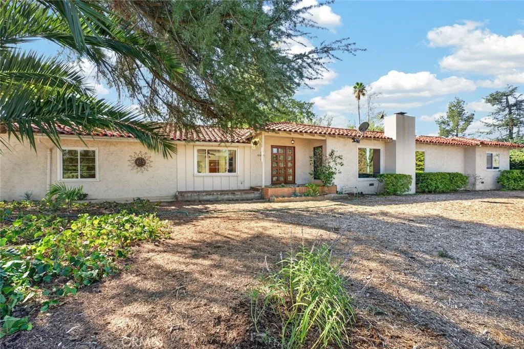 306 La Colina Drive — photo