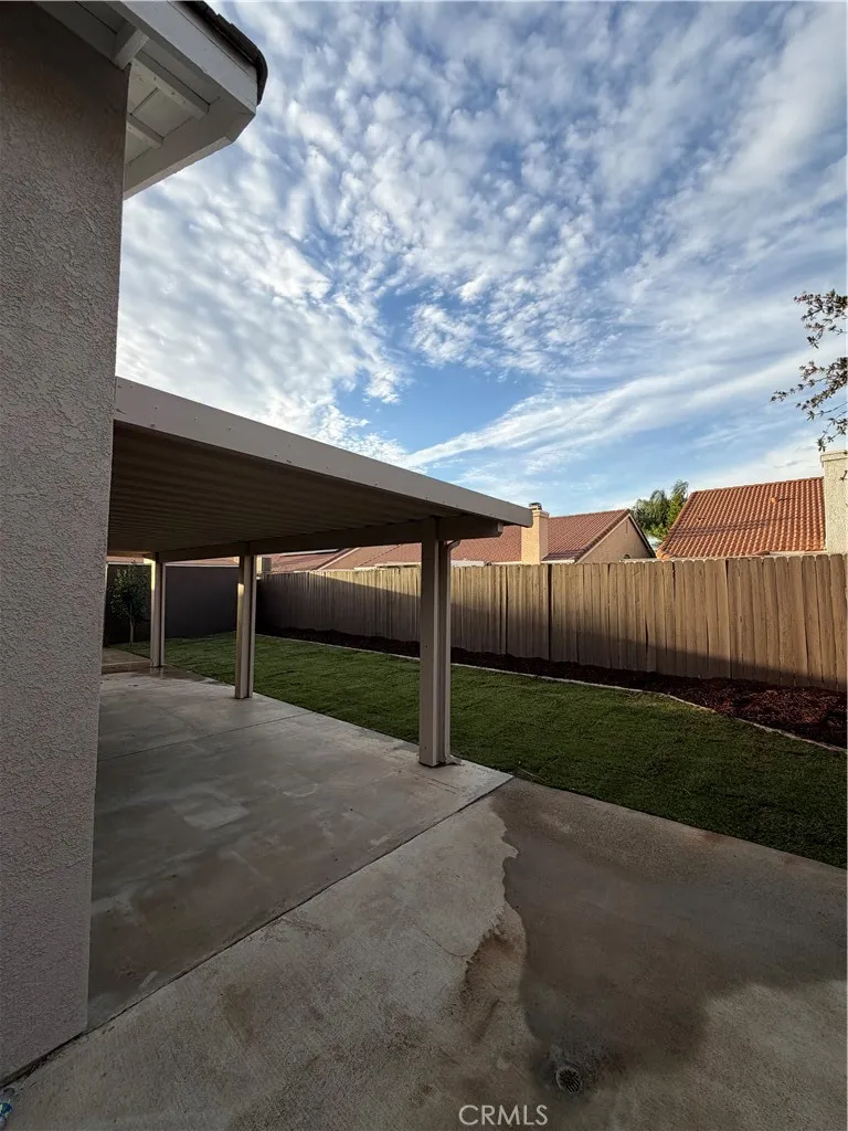 3020 Hampton, Hemet, CA 92545 — photo 2