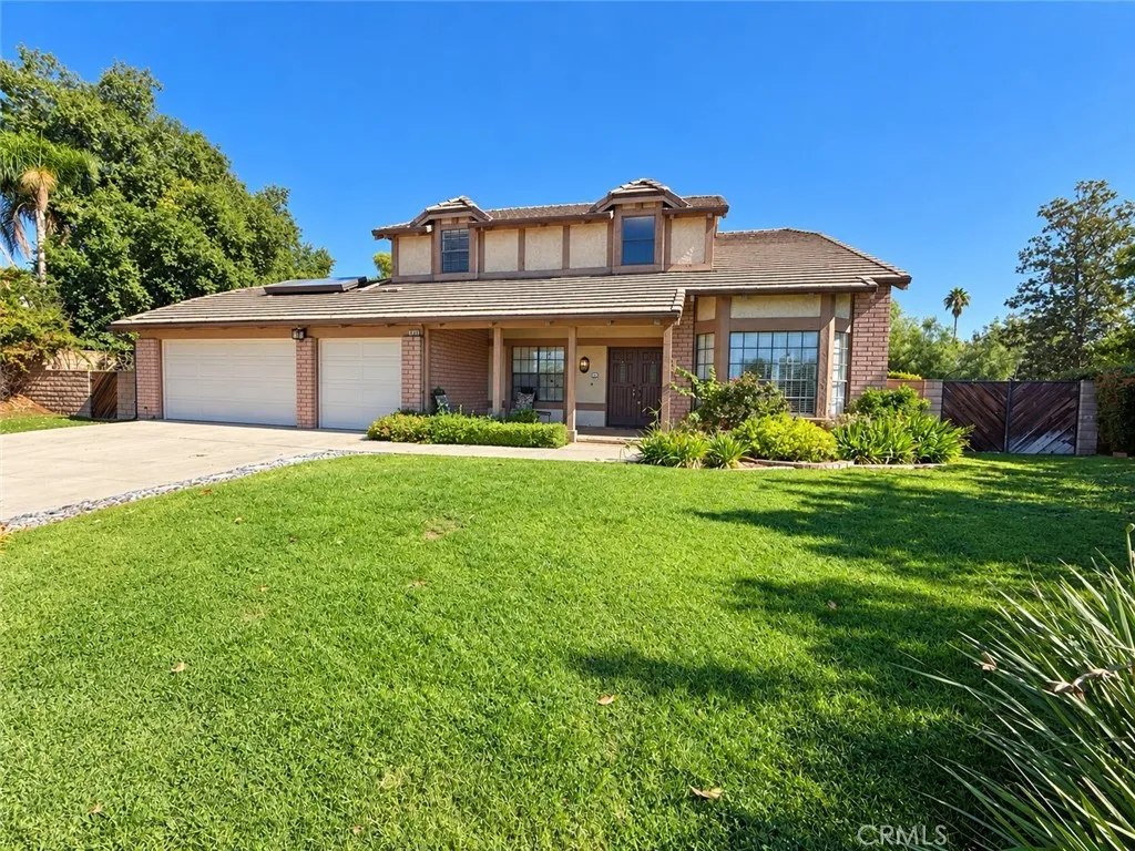1751 Fairmont Drive — photo