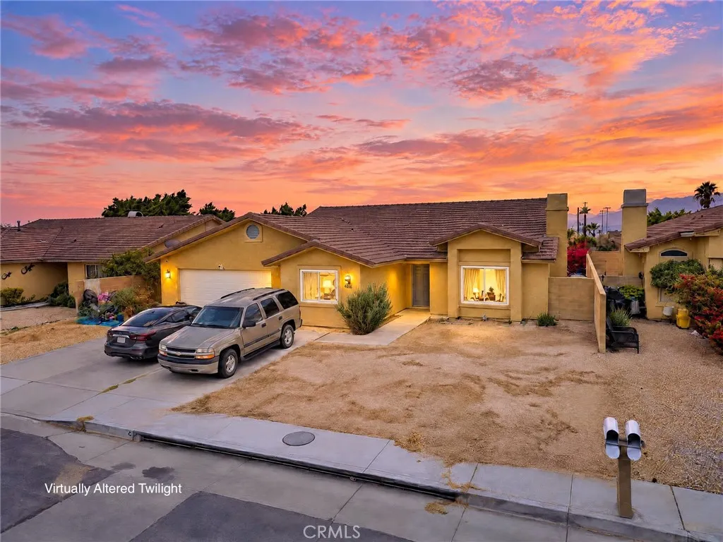 65861 Desert View — photo