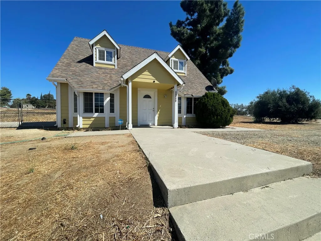 26140 Hoover Street — photo