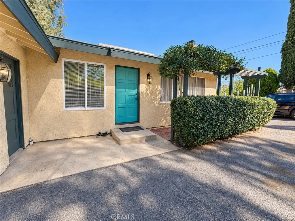31694 Florida Street — photo