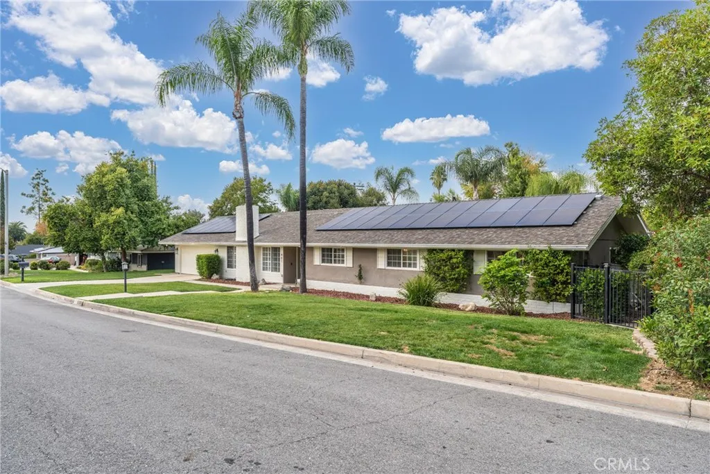 401 Eucalyptus Drive, Redlands, CA 92373 — photo 3