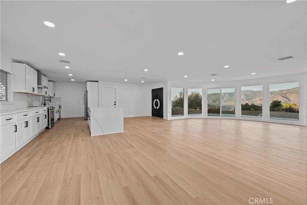 32336 Cole Grade Road — photo