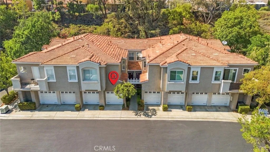 1513 Ismail Place — photo